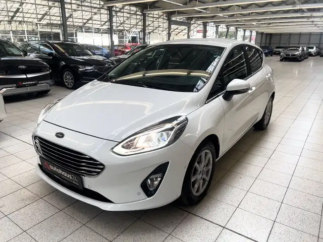 Ford Fiesta view 3