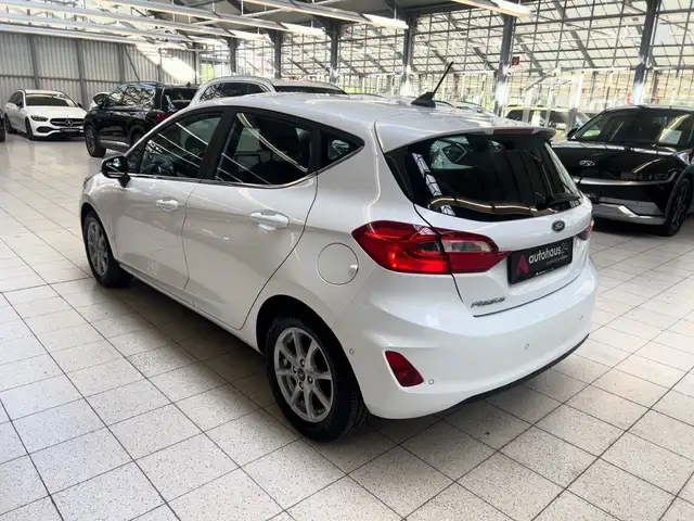 Ford Fiesta view 4
