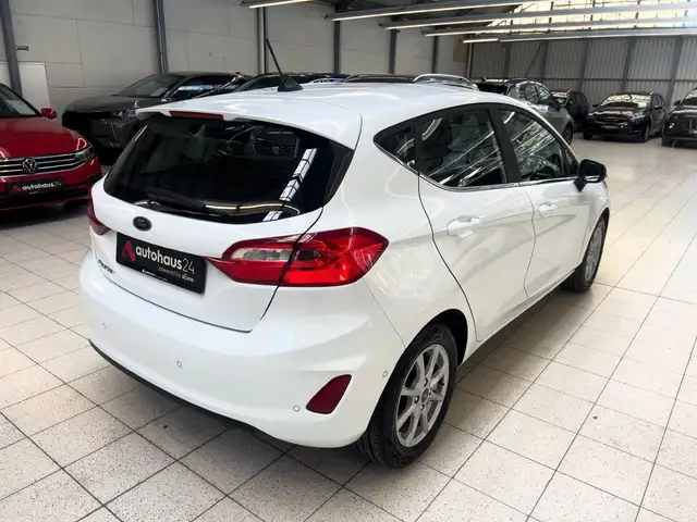 Ford Fiesta view 5