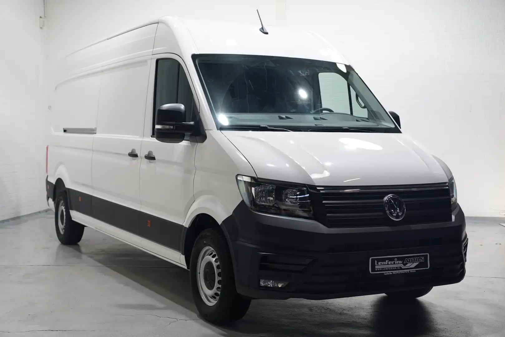 Volkswagen Crafter 2.0 TDI 140 pk L4H3 Airco, Cruise Control Geveerde Wit - 2