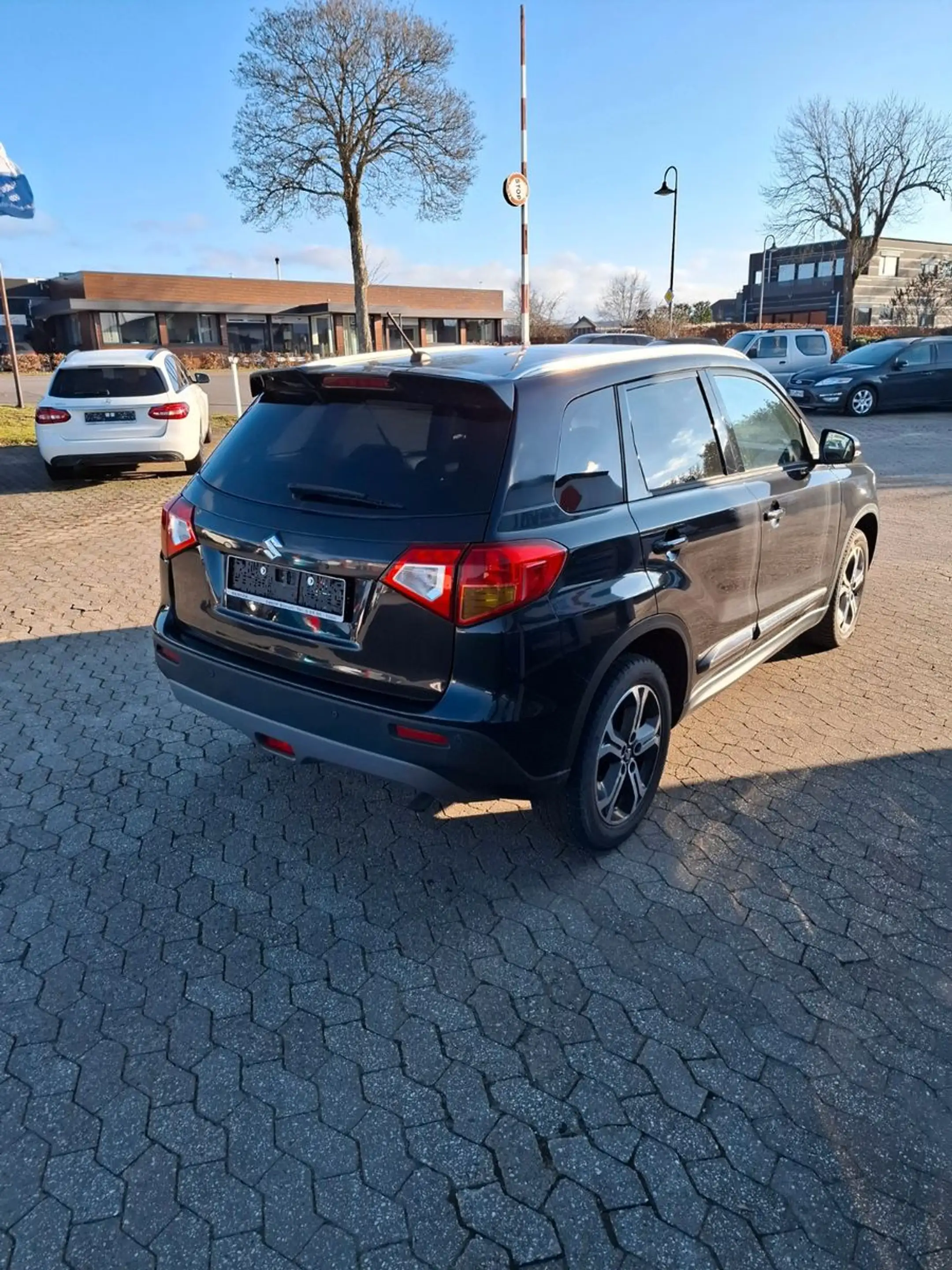 Suzuki Vitara 1.6 DDiS Comfort+ 4x4 — photo 4