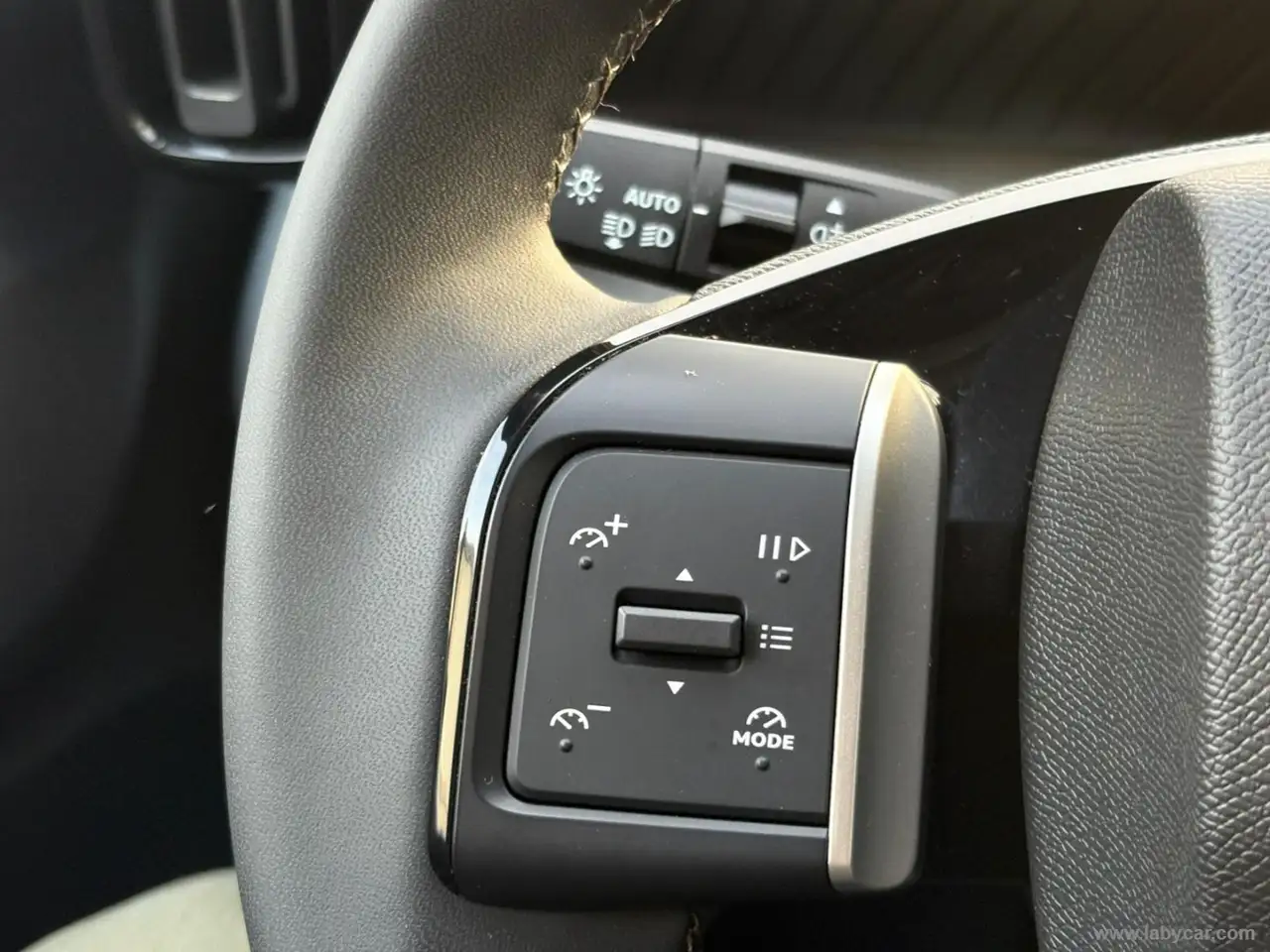 Citroen C3 Aircross PureTech Turbo 100 Plus 13