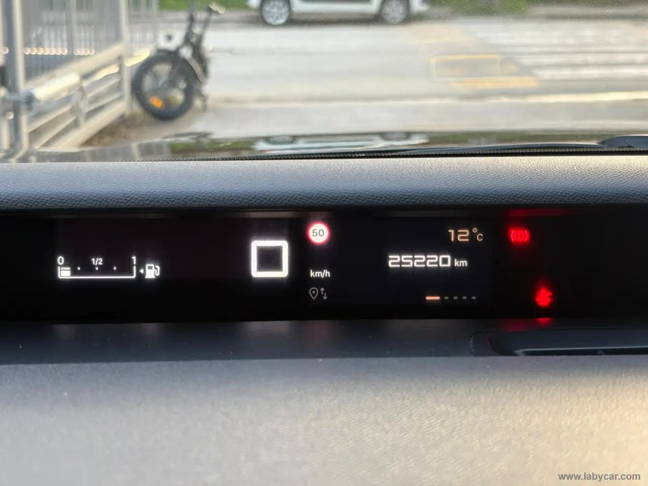 Citroen C3 Aircross PureTech Turbo 100 Plus 19