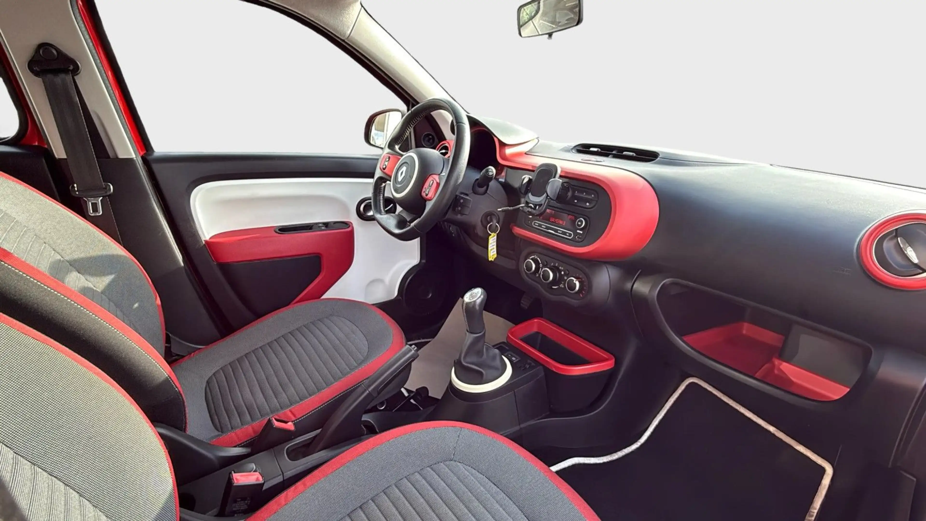 Renault Twingo Dynamique — photo 12