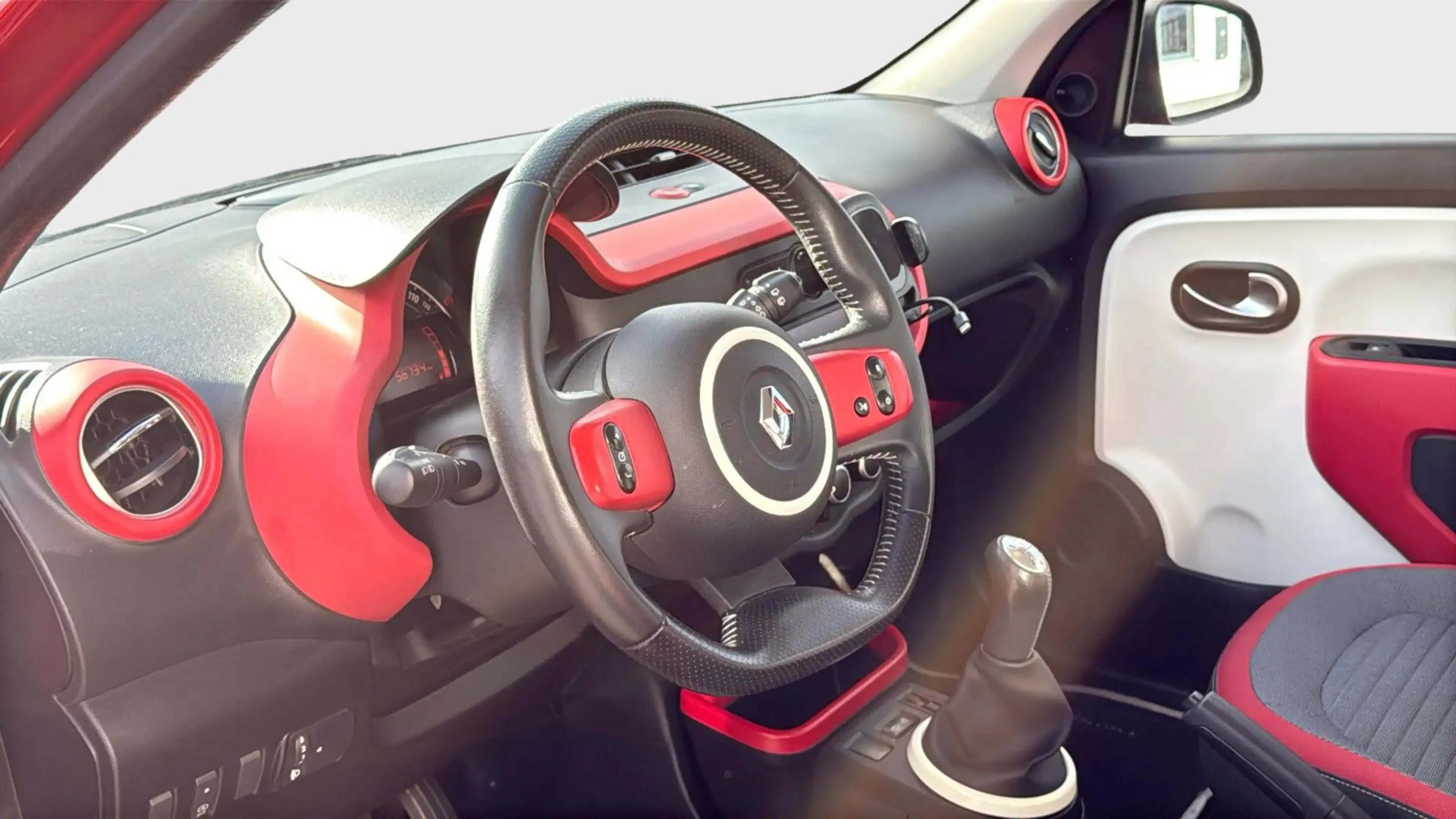 Renault Twingo Dynamique — photo 13