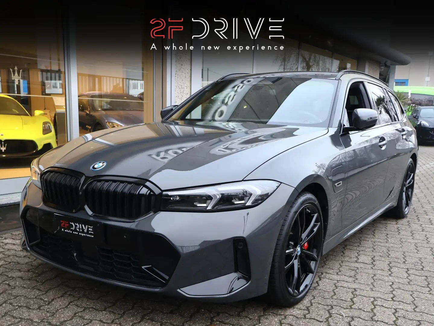 BMW 320 e Touring G21 Gris - 1