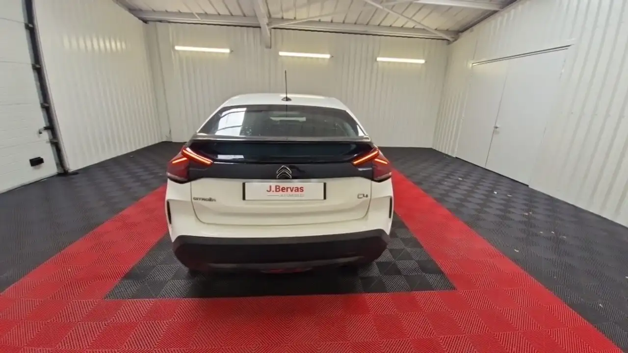Citroen C4 Berline — photo 6