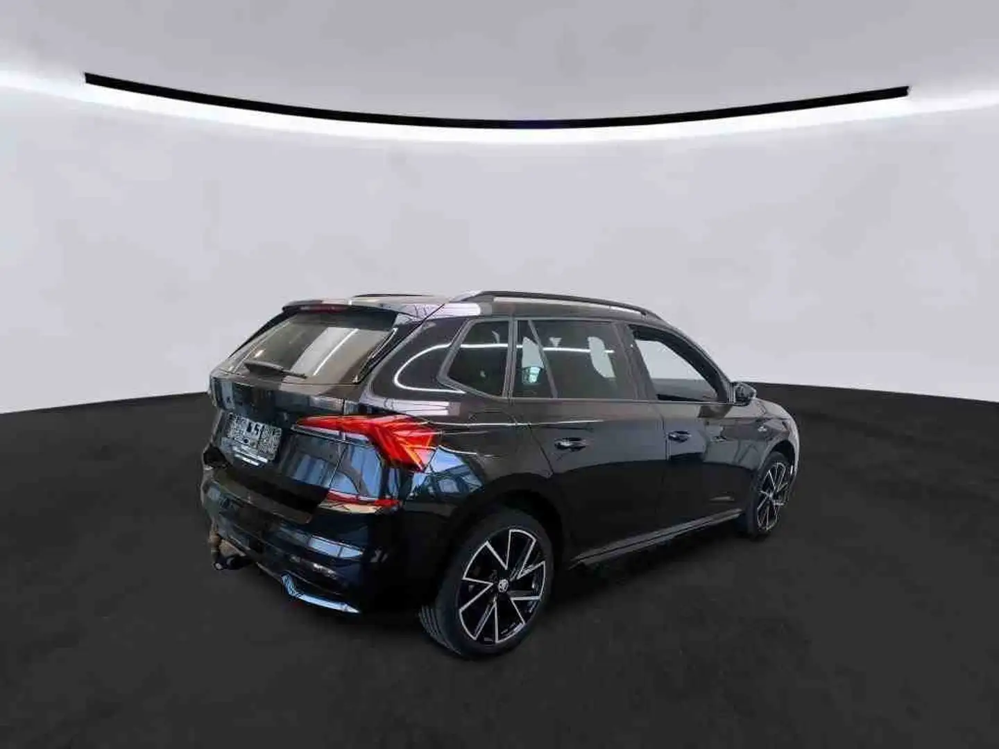 Skoda Kamiq 1.5 TSI DSG MONTE CARLO PANO AHK PDC SITZHZG Чёрный - 2