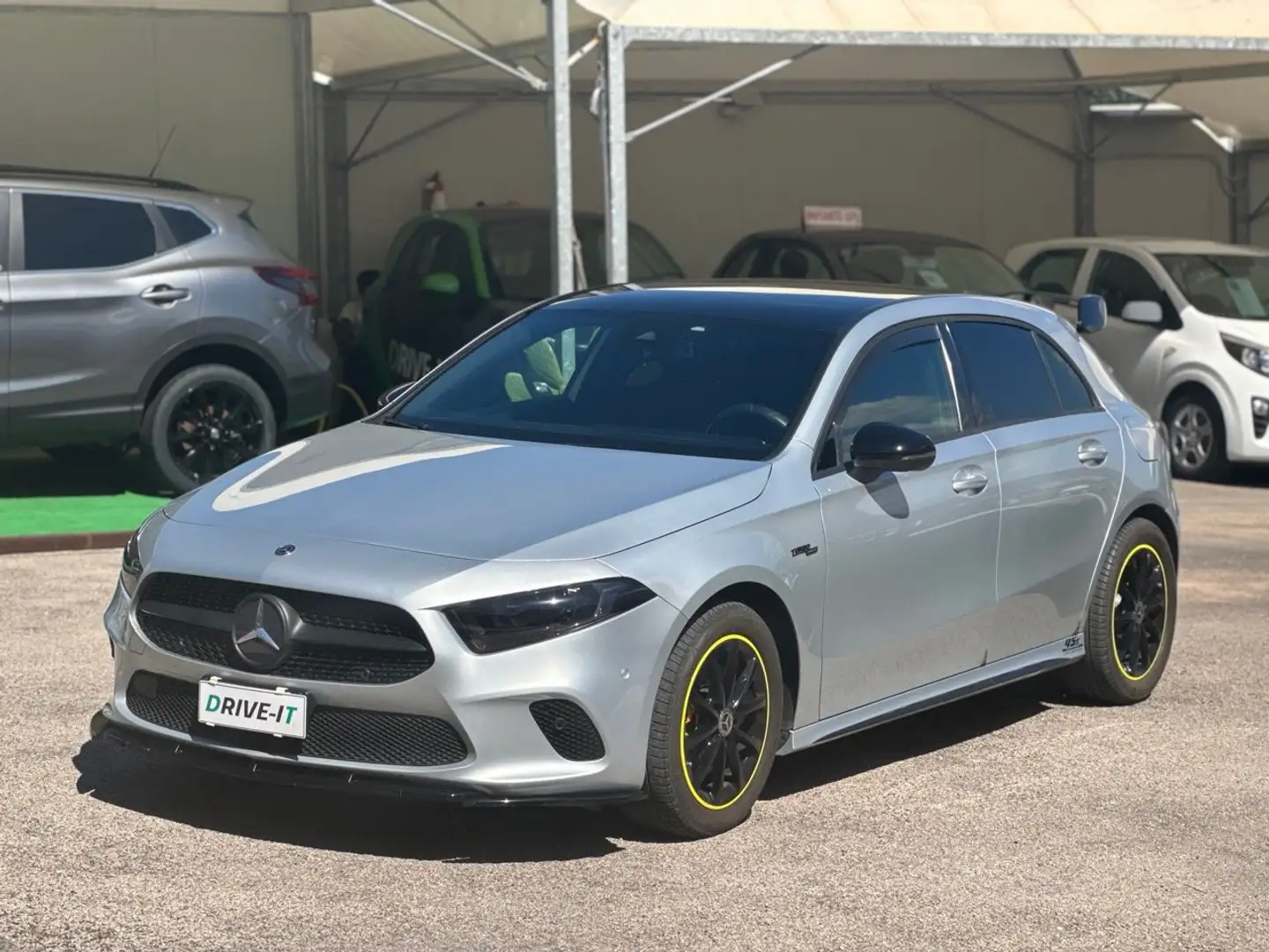 Mercedes-Benz A 220 Classe A 220 190CV 4 Matic AMG Premium auto Stříbrná - 1