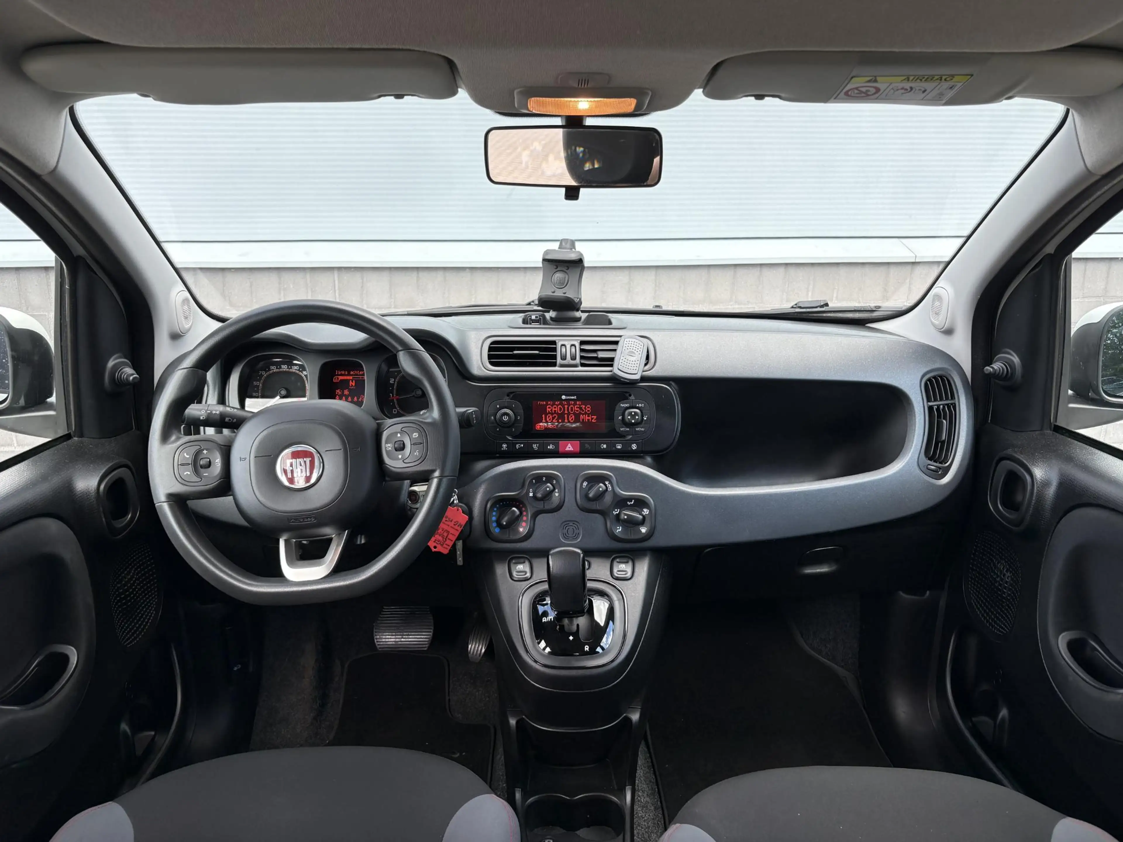 Fiat Panda 0.9 TwinAir Popstar Automaat | Airco | Bluetooth — photo 12