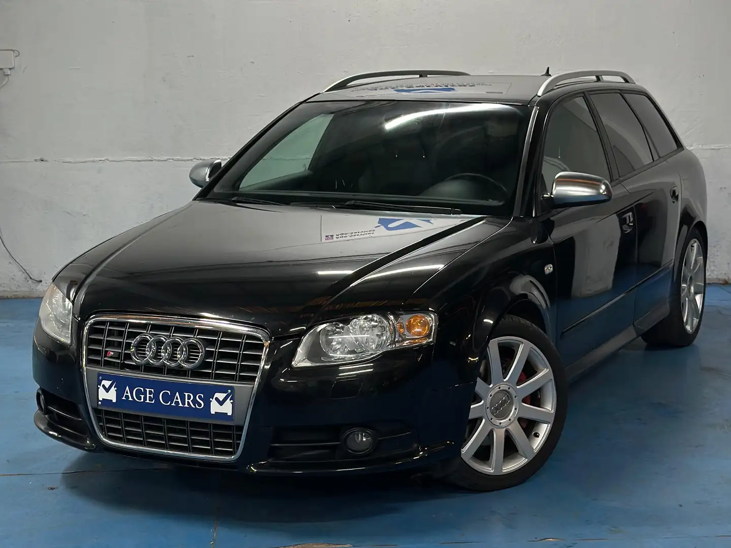 Audi A4 A4 Avant 2.0 Turbo 16v FSI S line Multitronic Noir - 1