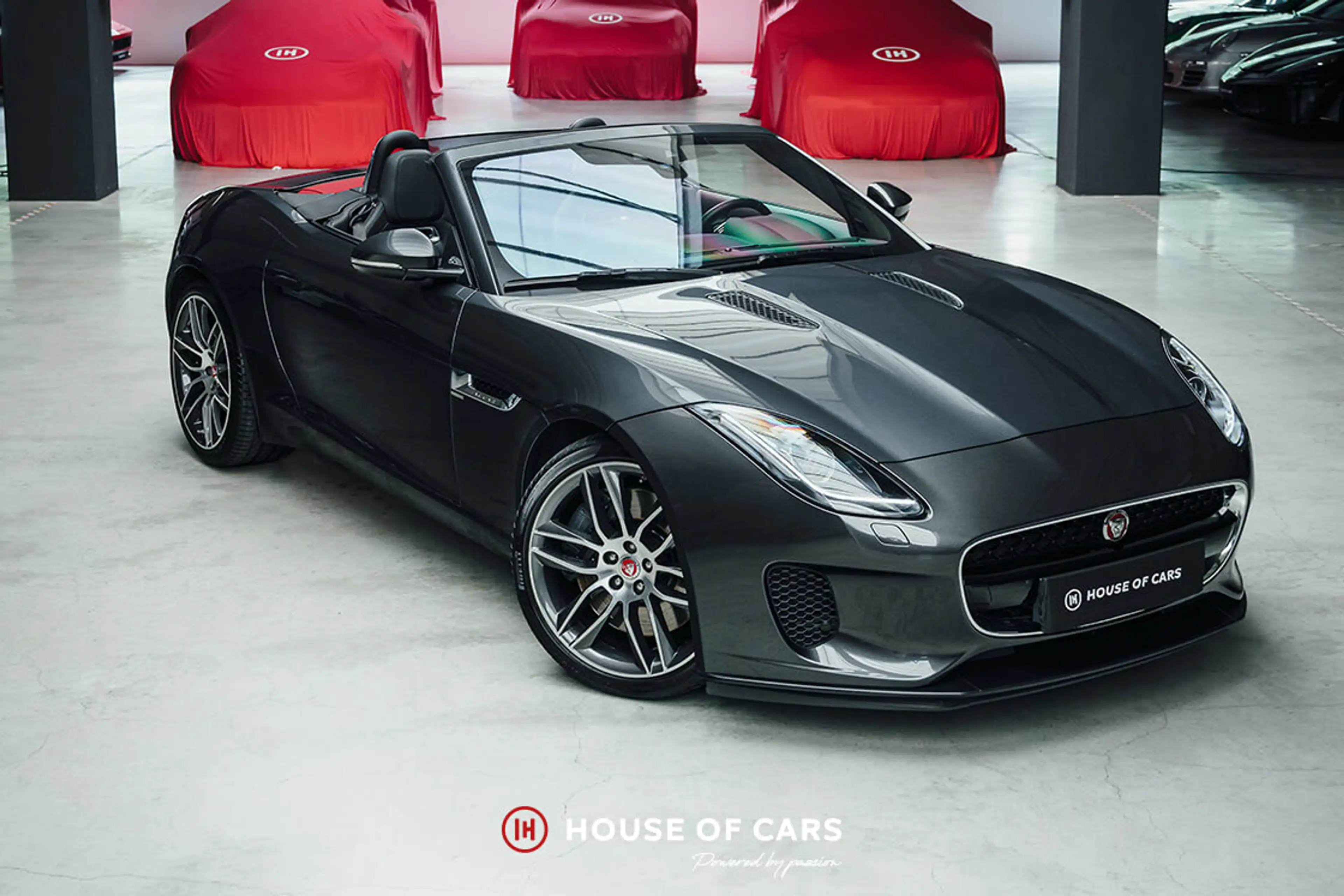 Jaguar F-Type V6S ROADSTER MK2 1ST PAINT - JUST SERVICED — photo 3
