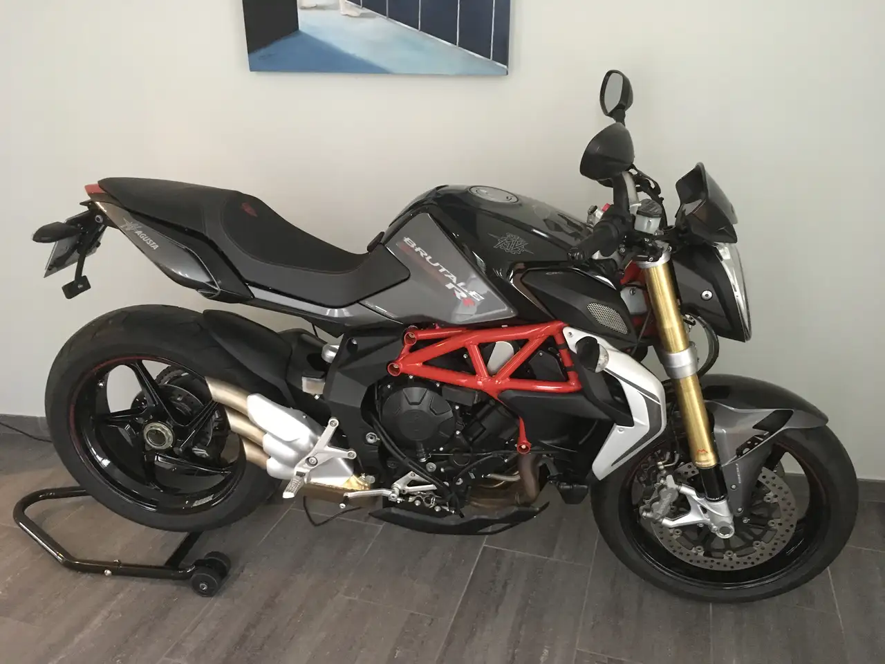MV Agusta Brutale 800