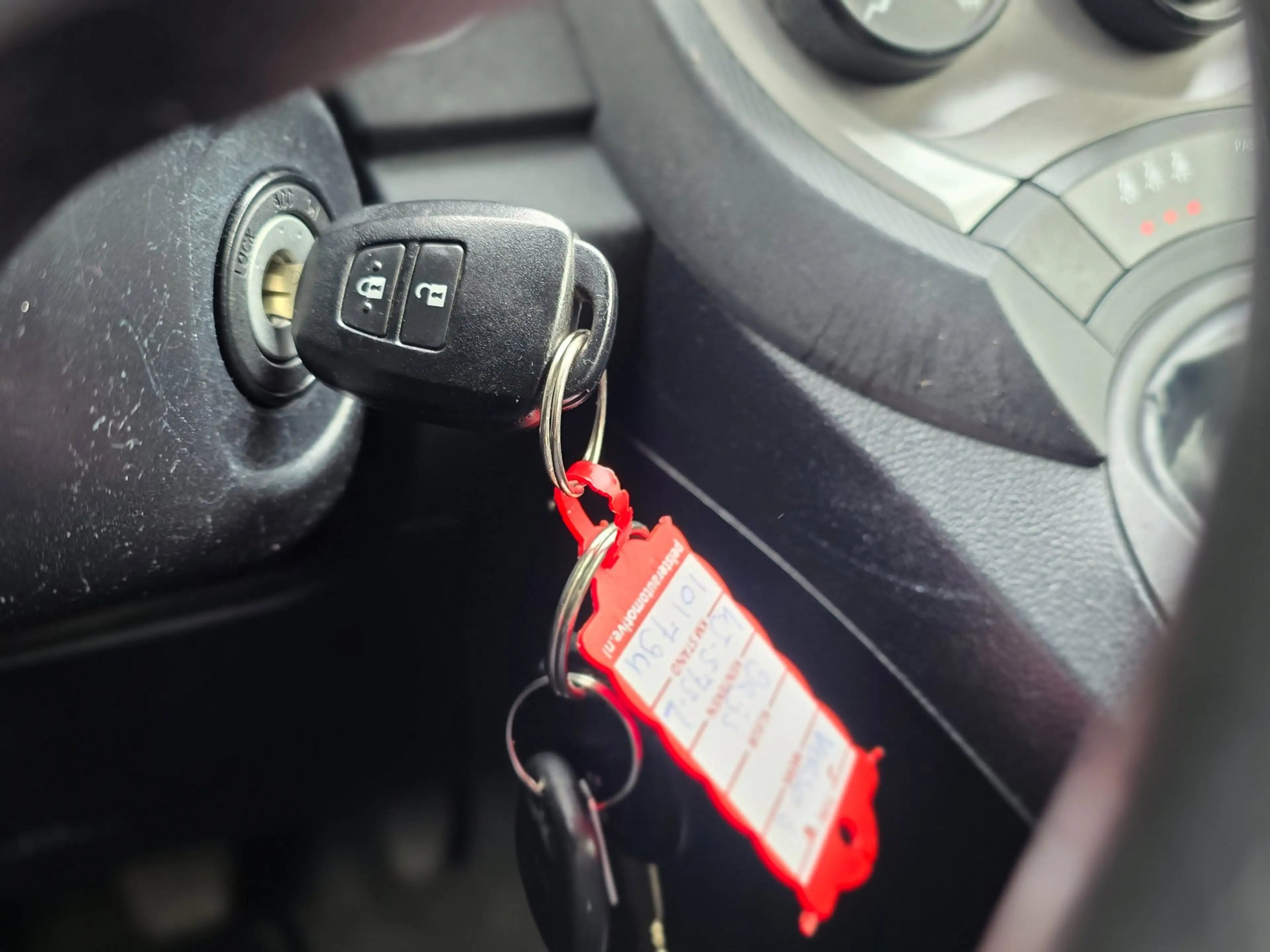 Toyota Verso-S 1.3 VVT-i Comfort Plus Airco cruis control cv op a — photo 15