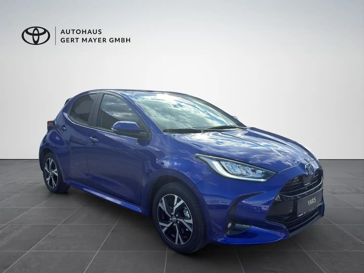 Toyota Yaris Hybrid Active Drive Blau - 2