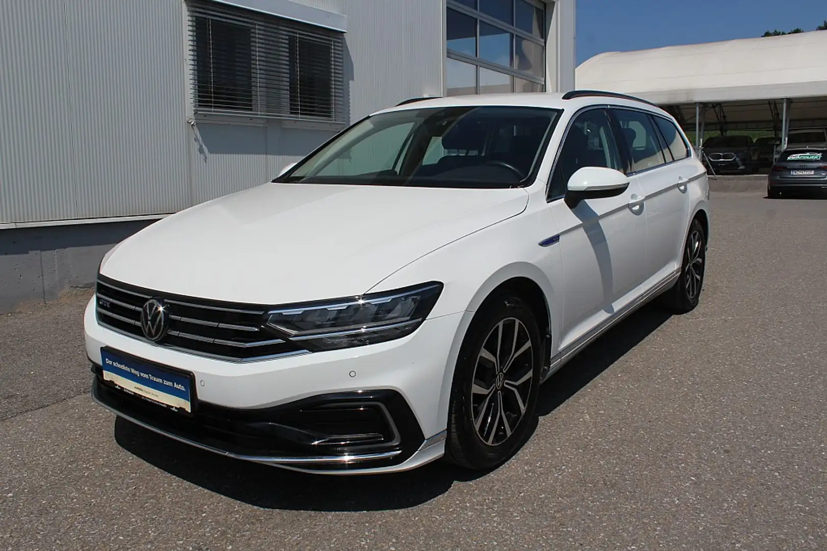 Volkswagen Passat Variant GTE 1,4 TSI e-Hybrid GTE DSG Blanc - 1