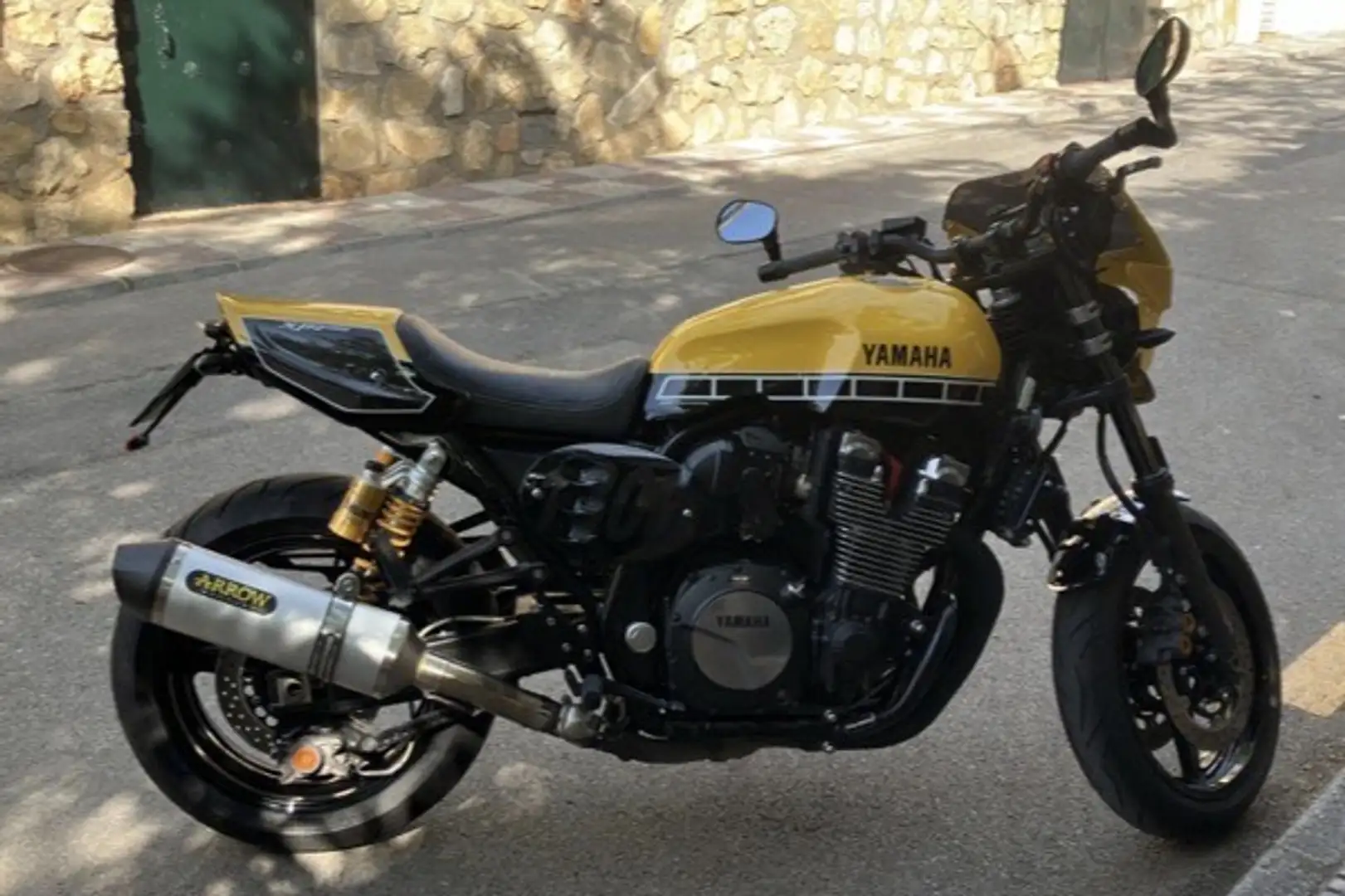 Yamaha XJR 1300 Edición Limitada 60 Aniversario - 2