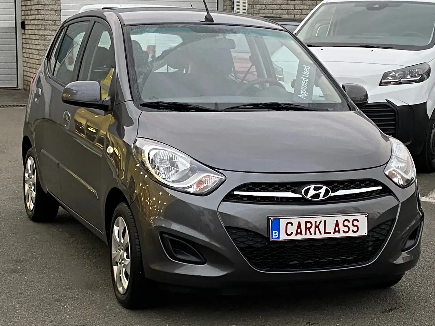 Hyundai i10 1.1 cc AUTOMAAT Gris - 2