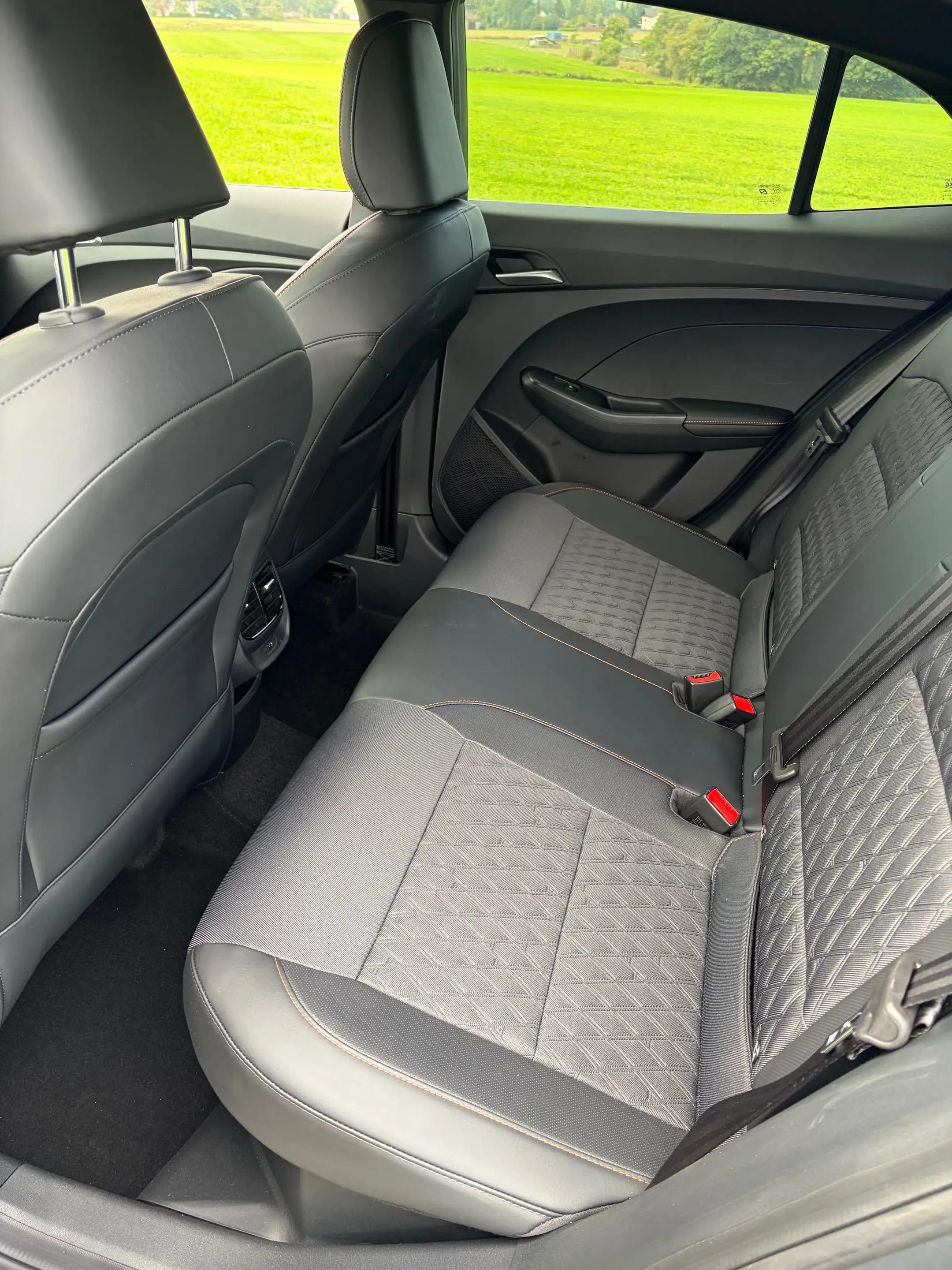 MG MG3 1.5 Hybrid  143 kW Luxury — photo 8