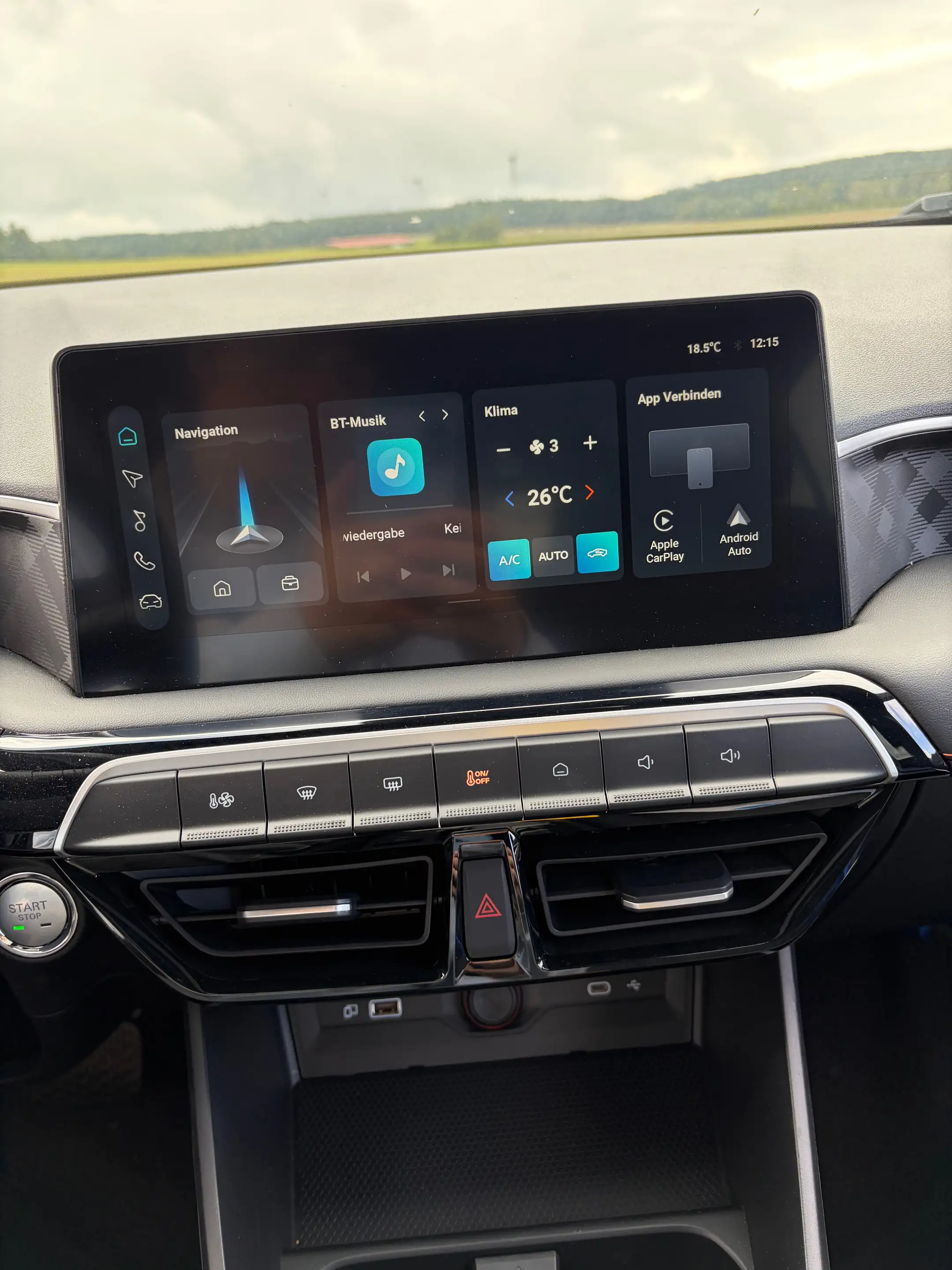 MG MG3 1.5 Hybrid  143 kW Luxury — photo 11
