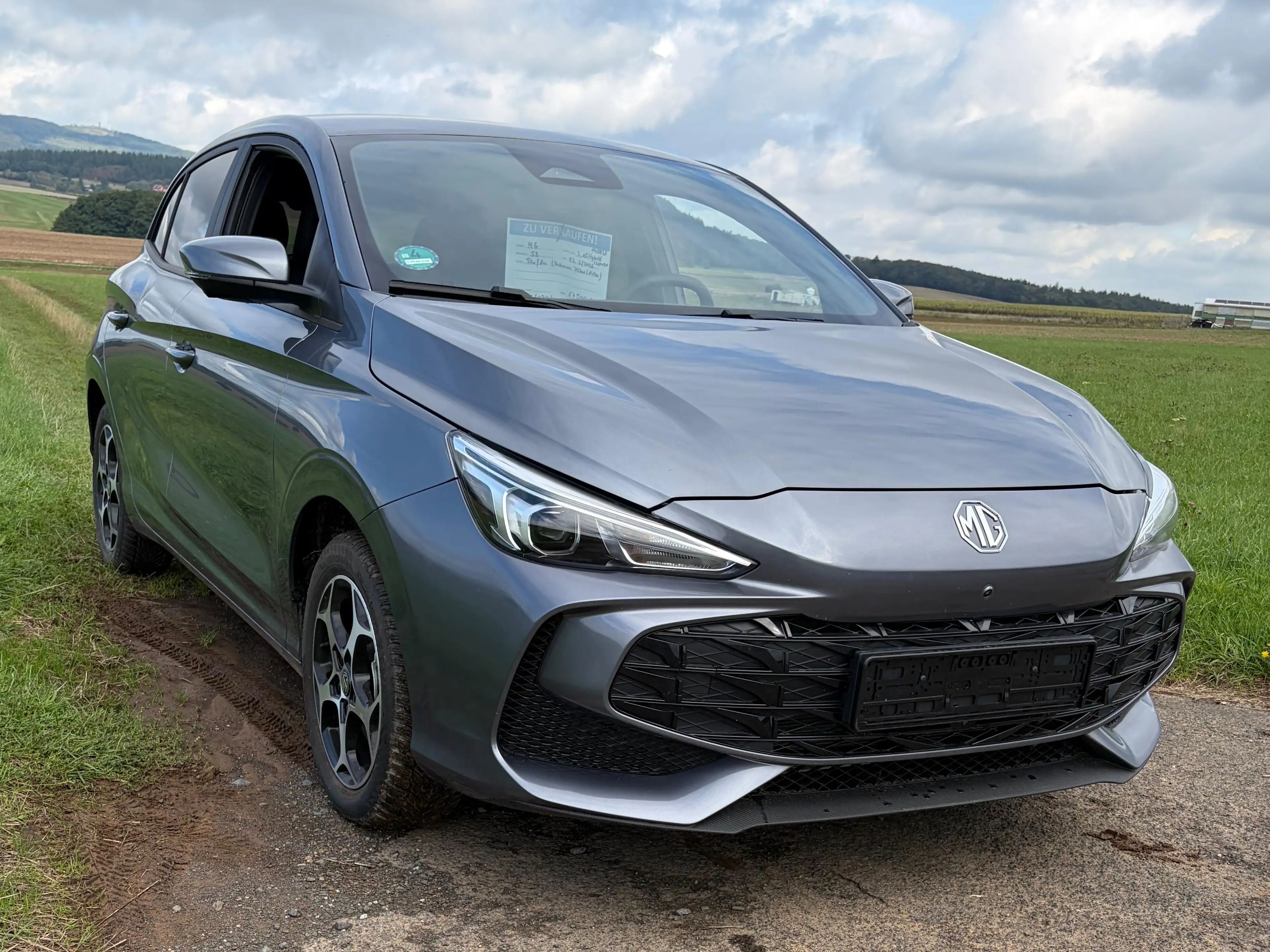 MG MG3 1.5 Hybrid  143 kW Luxury — photo 4