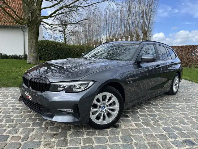 BMW 320 Touring/1eig/77000km/leder/nav/carplay/pdc/cruise