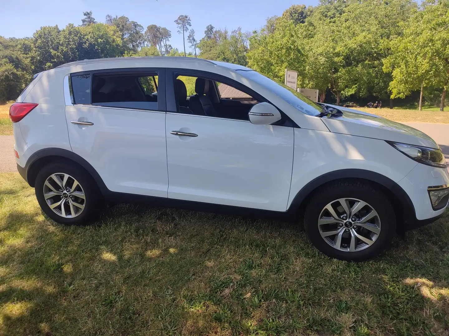 Kia Sportage Sportage 1.6 GDI 2WD Attract Weiß - 2