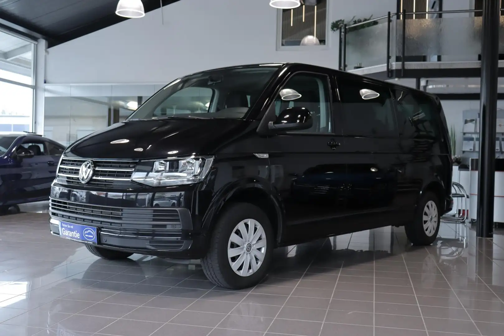 Volkswagen T6 Caravelle 2.0 TDI DSG Caravelle Lang 9SITZE Schwarz - 2