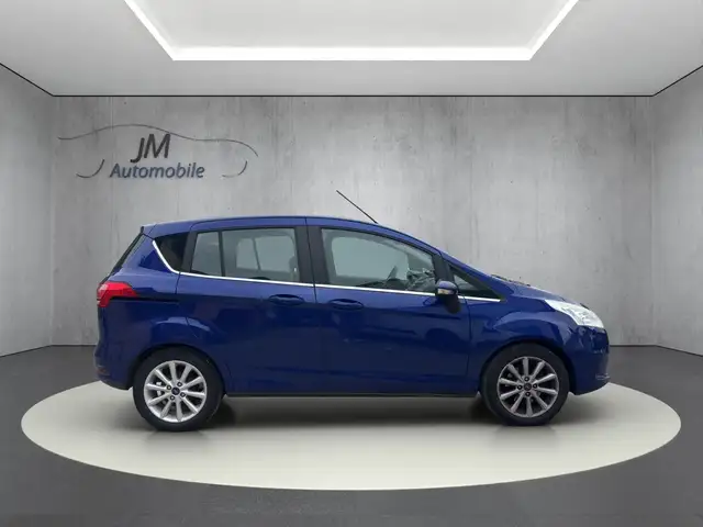 Ford B-Max view 8