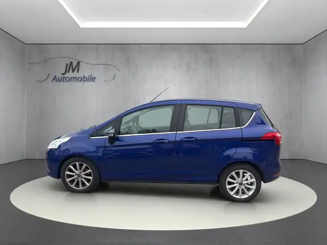 Ford B-Max view 4