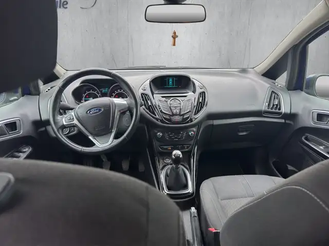 Ford B-Max view 13