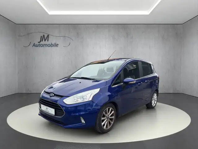 Ford B-Max view 3