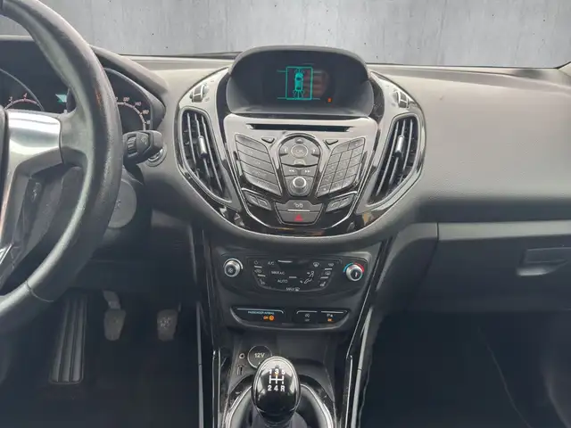 Ford B-Max view 14