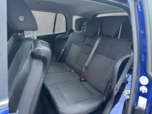 Ford B-Max view 10