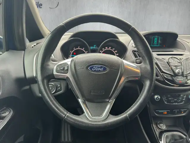 Ford B-Max view 15