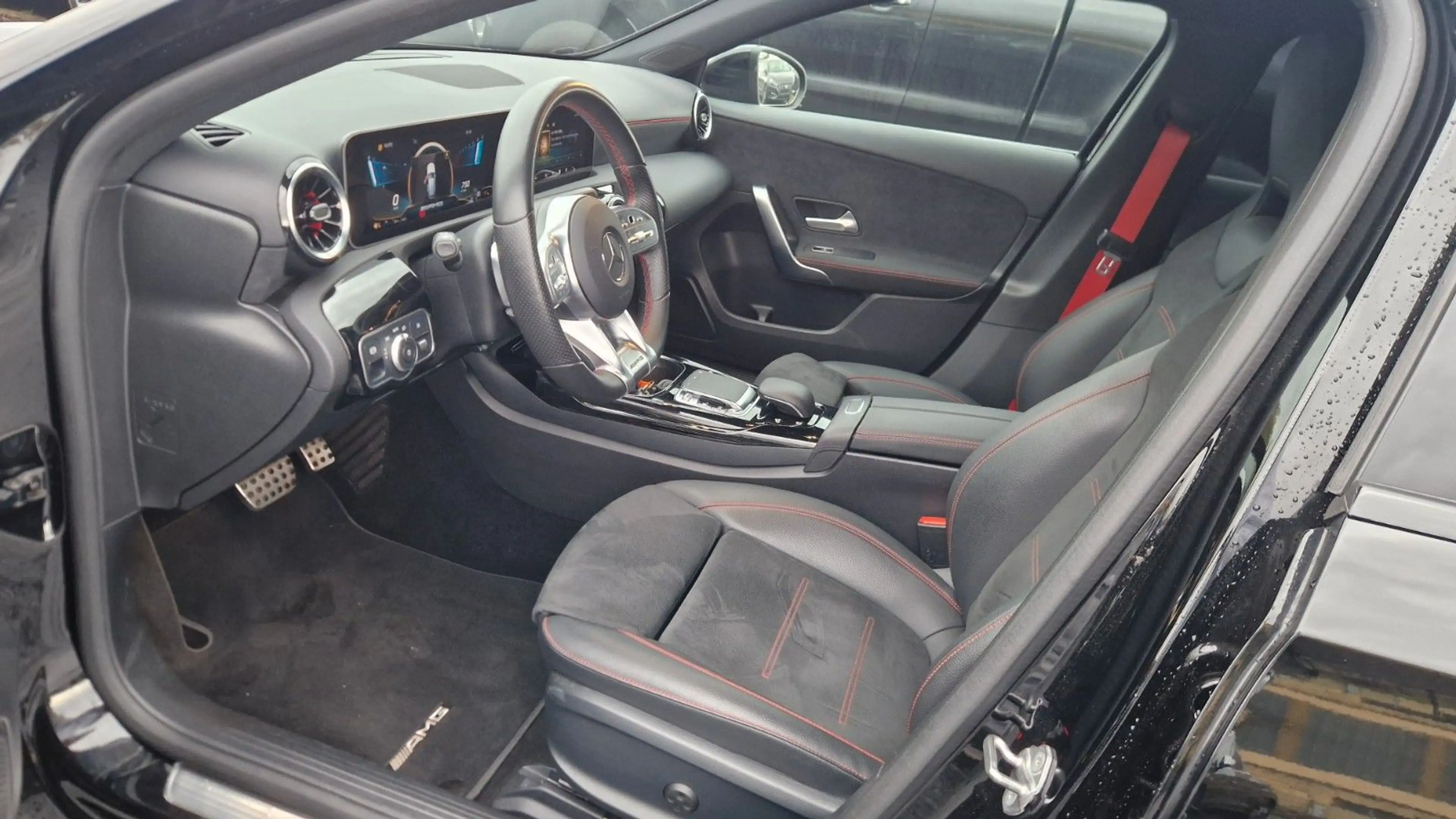 Mercedes-Benz A 35 AMG 4Matic Standheizung Memory — photo 12