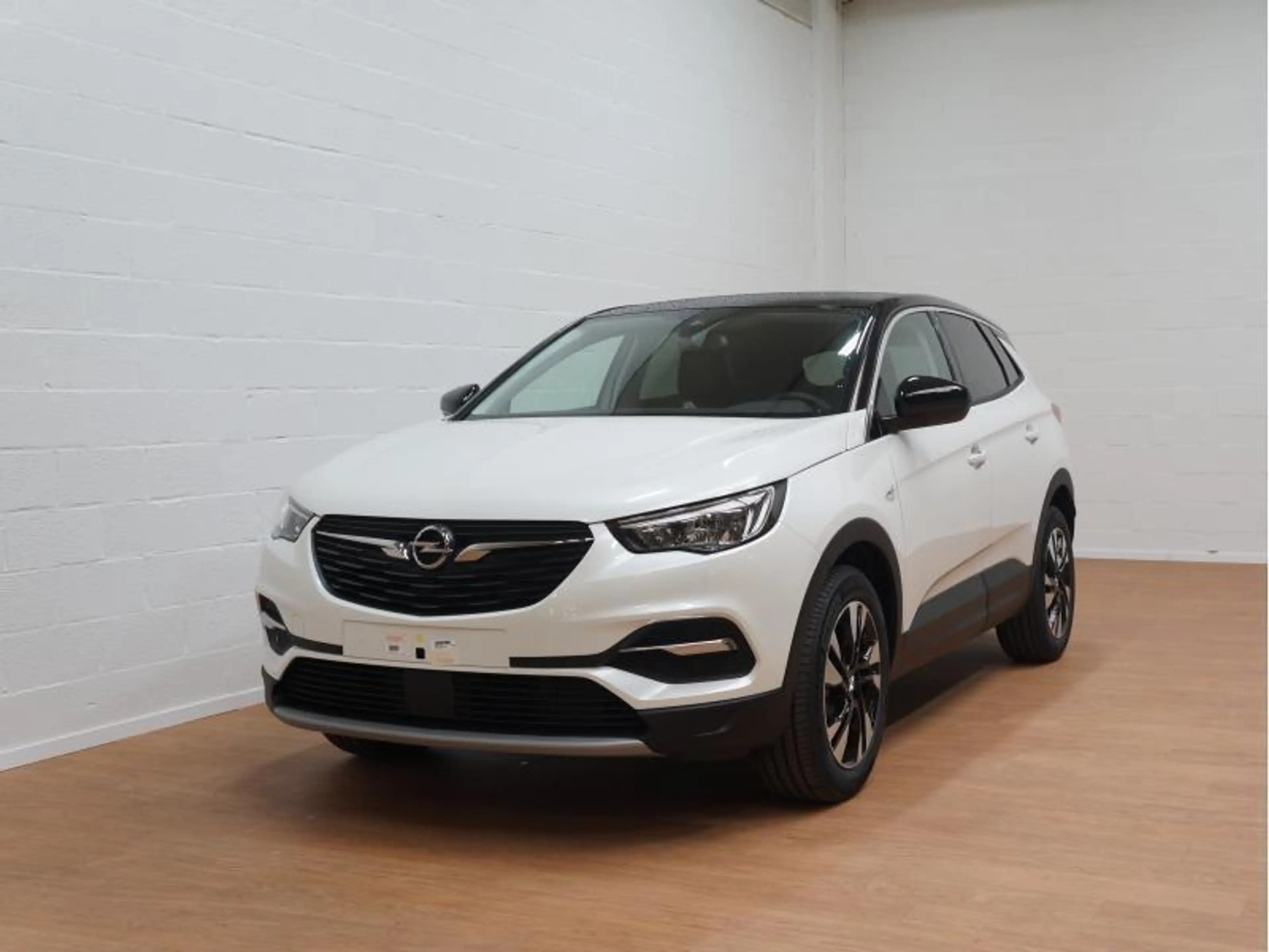Opel Grandland X 1.6 Turbo Hybrid Ultimate + Leder + Park & Go Tech — photo 7