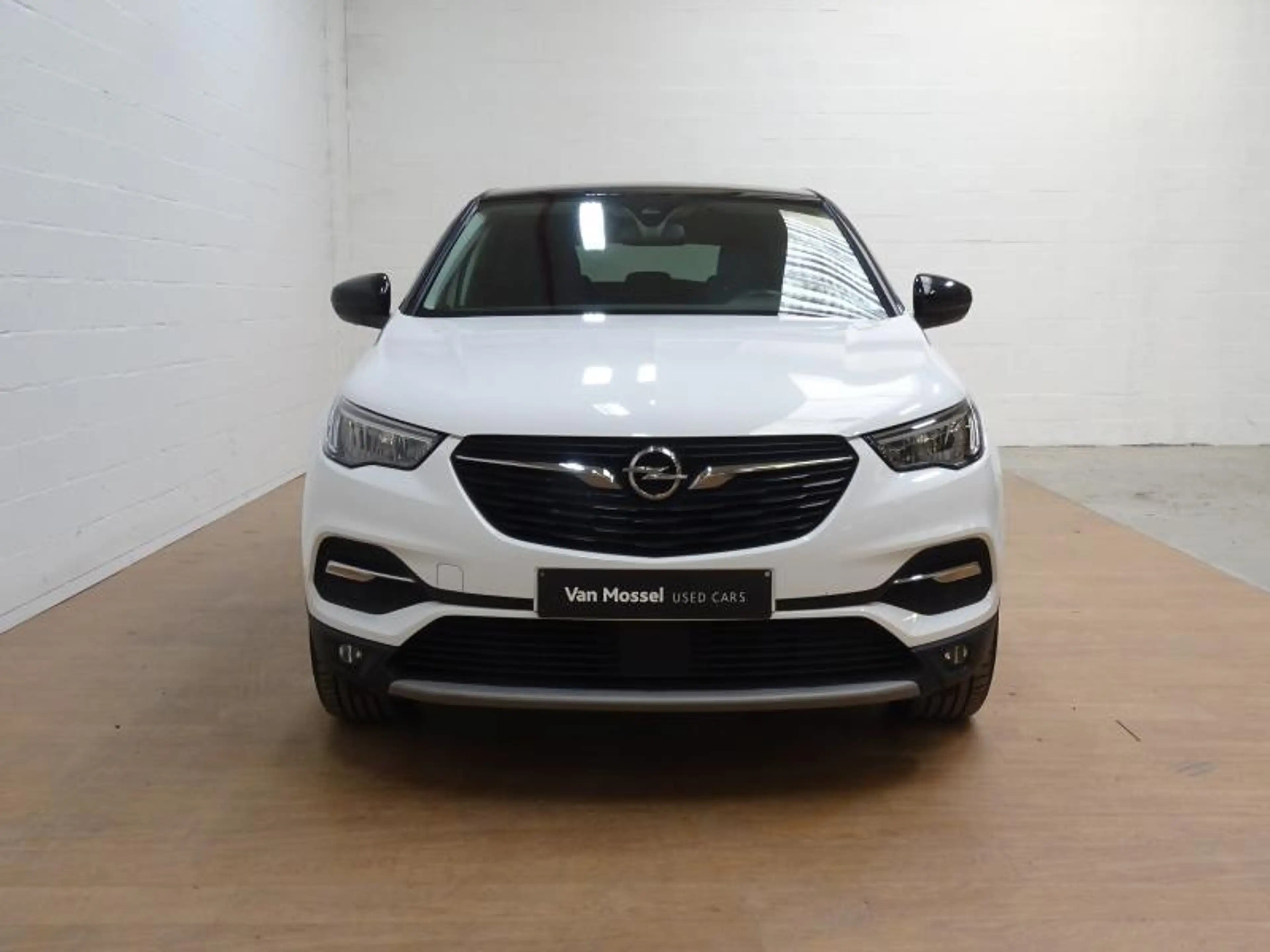 Opel Grandland X 1.6 Turbo Hybrid Ultimate + Leder + Park & Go Tech — photo 5