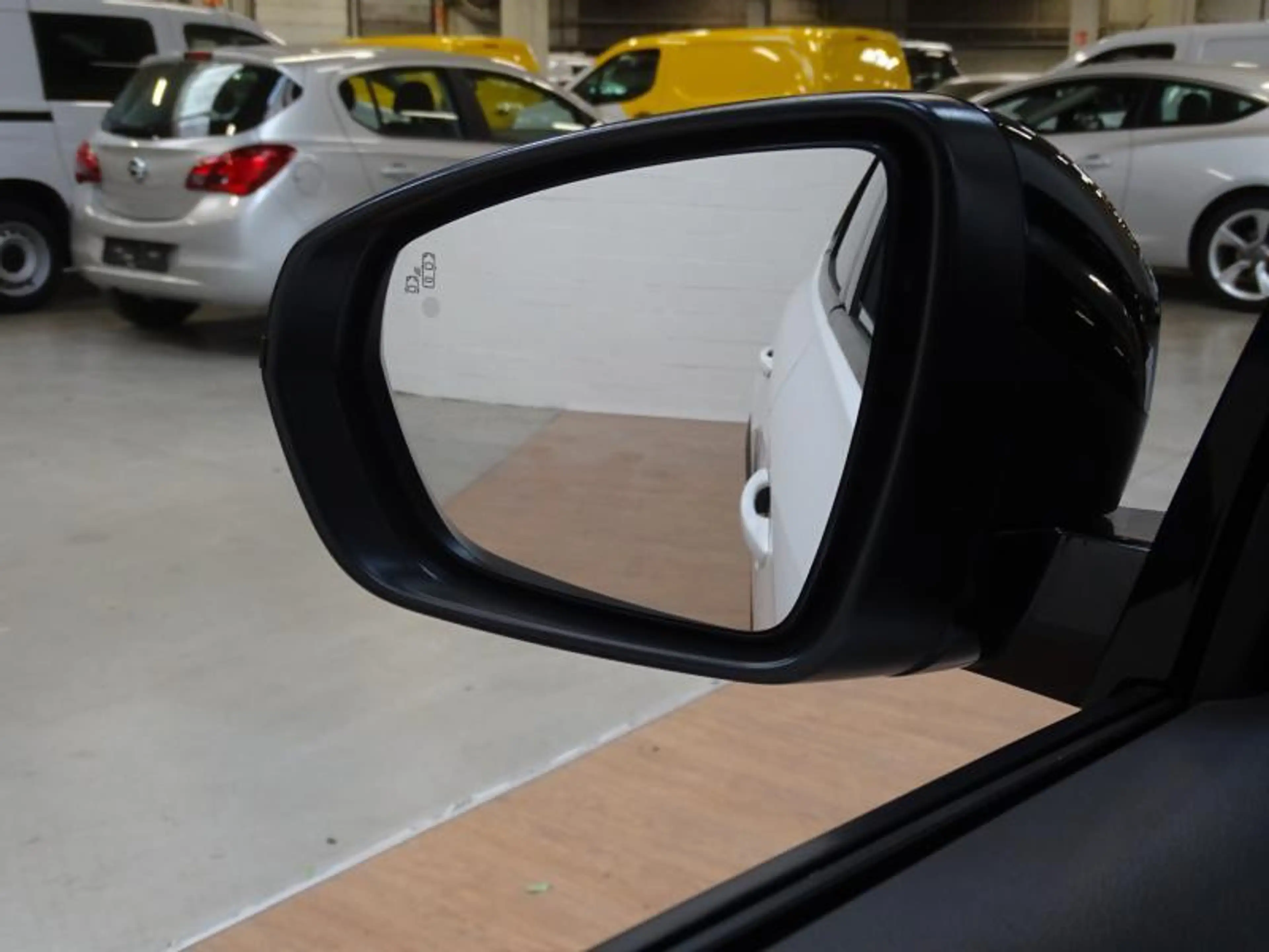 Opel Grandland X 1.6 Turbo Hybrid Ultimate + Leder + Park & Go Tech — photo 15