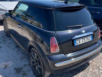 Mini II 2001 1.4 88cv