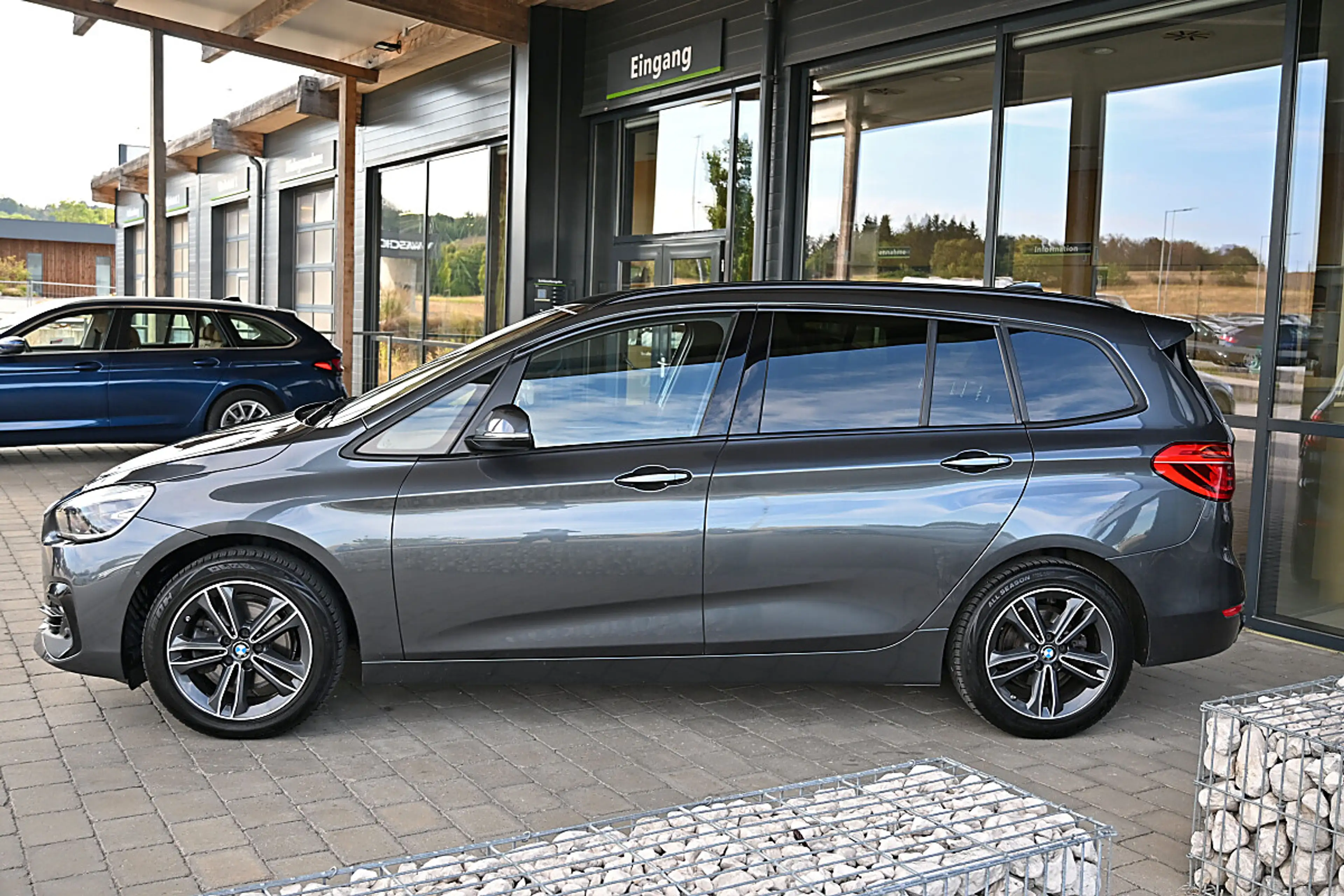 BMW 218 i Gran Tourer Aut. Sportline AHK, LED, Navi, Ka... — photo 2