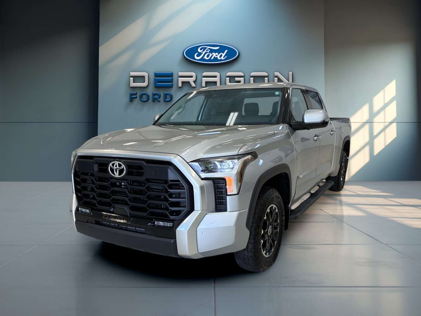 2023 Toyota Tundra Limited CrewMax 4x4 caisse longue