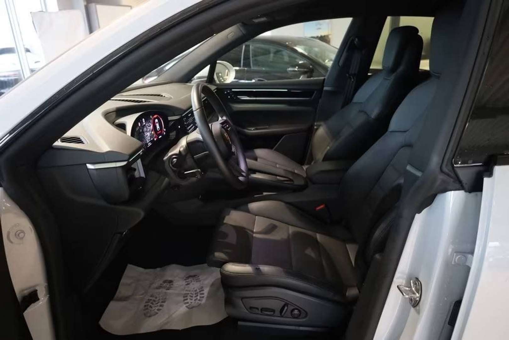 Porsche Macan Electrique -  - Joinsteer - #3