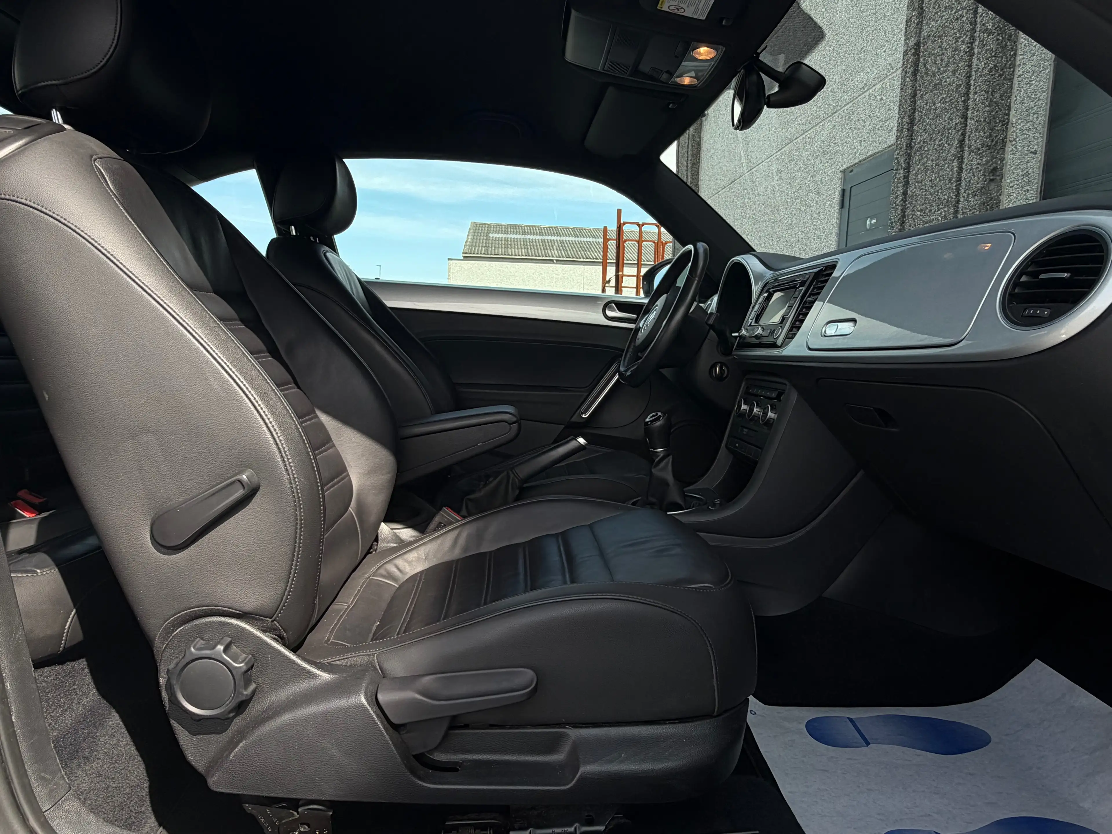 Volkswagen Beetle **Beetle 1.2 TSI 12 MOIS GARANTIE** — photo 7