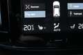 Volvo XC40 B4 197PK MILD HYBRID AUTOMAAT R-DESIGN Navi | Trek Zwart - thumbnail 22
