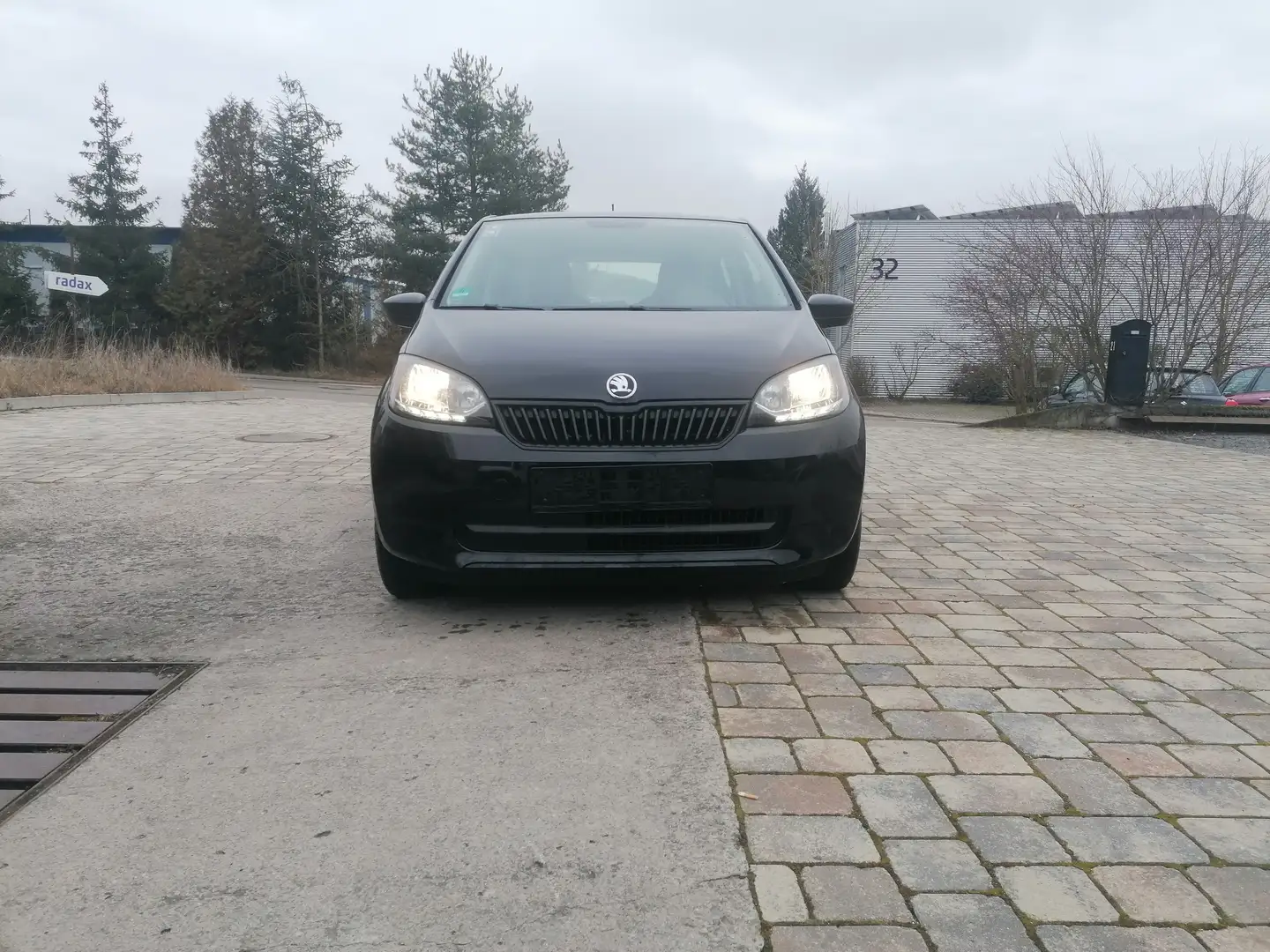 Skoda Citigo Cool Edition / TÜV 10-2026 / 1 Hand Schwarz - 1
