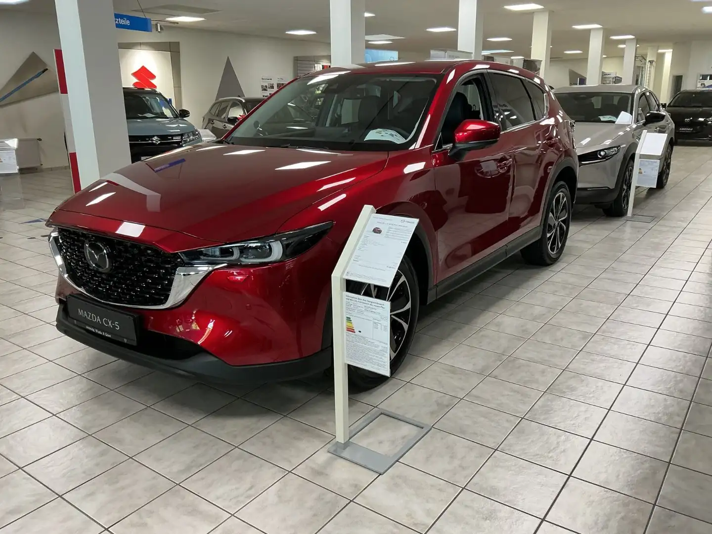 Mazda CX-5 2.5 e-SKYACTIV-G 194 Leder Bose Sitzbel. Piros - 2