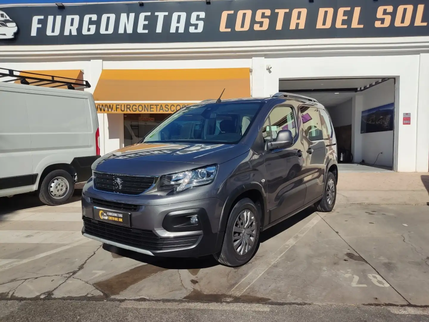 Peugeot Rifter 1.5BlueHDi S&S Standard Allure 100 Gris - 1