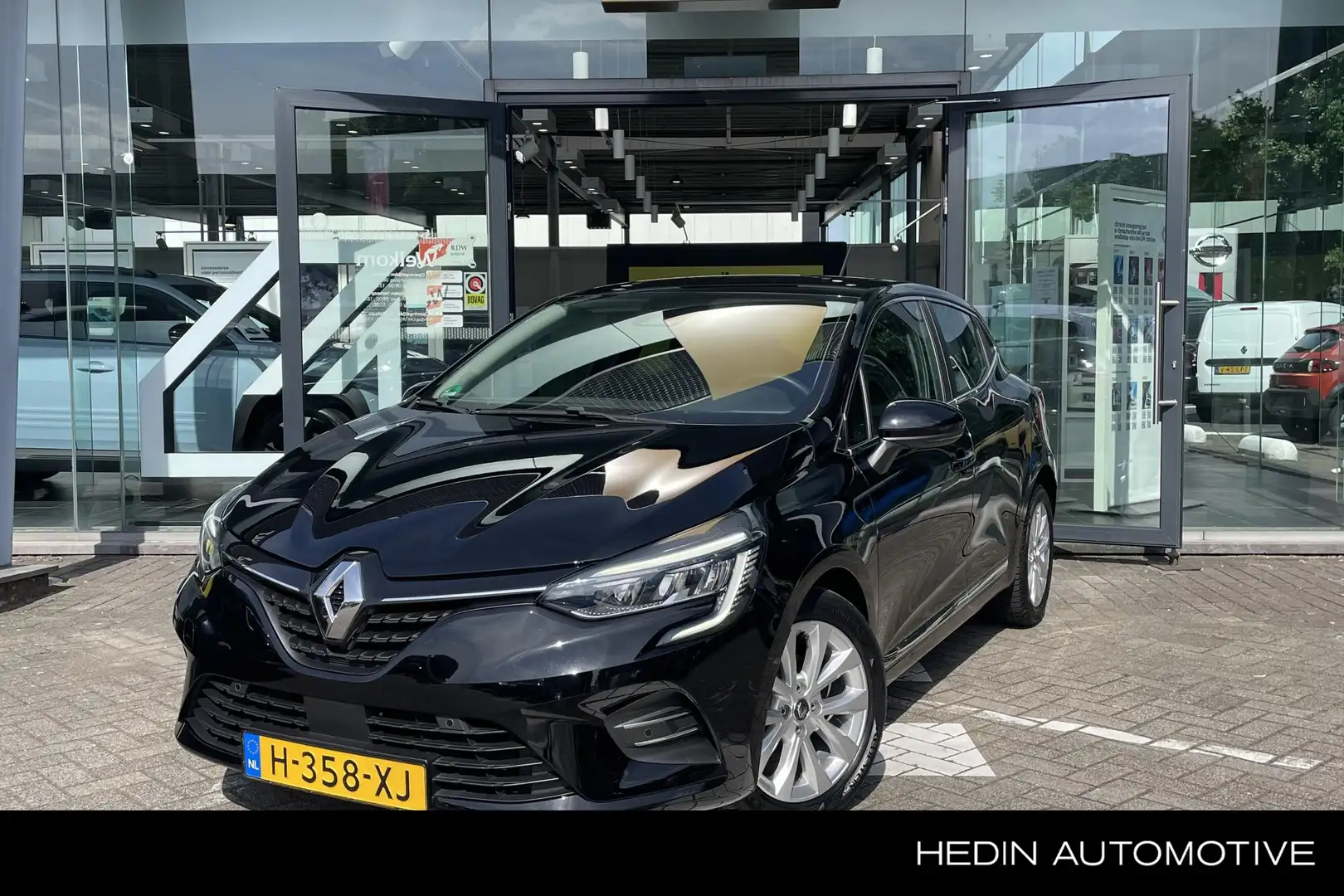 Renault Clio TCe 100PK Intens | 1ste EIGENAAR / NIEUW MODEL | C Zwart - 1