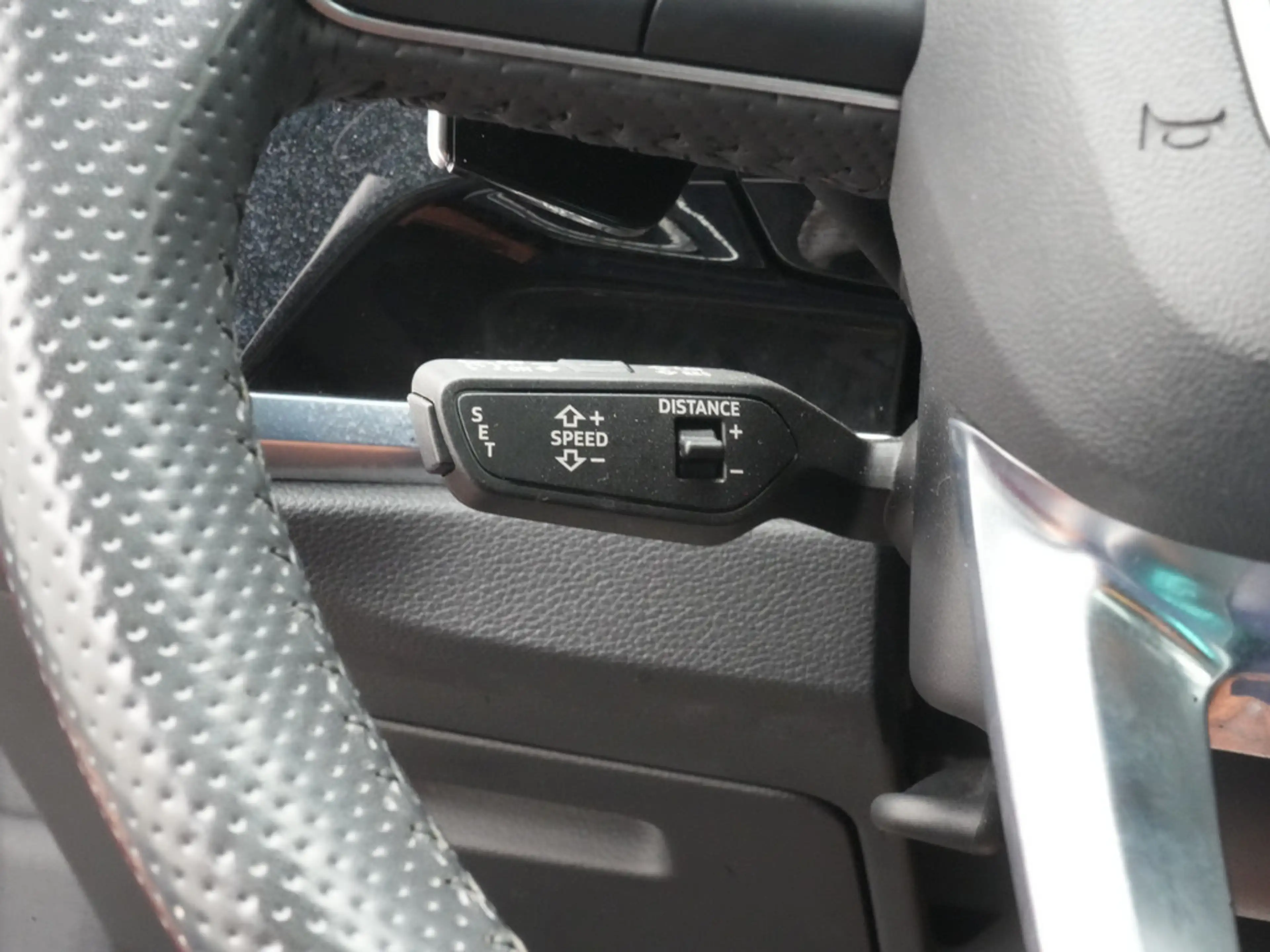 Audi RS Q3 Sportback quattro ACC PANO NAVI RAUTE — photo 8
